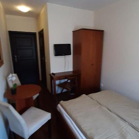 Villa Rosse Гданск Екстериор снимка