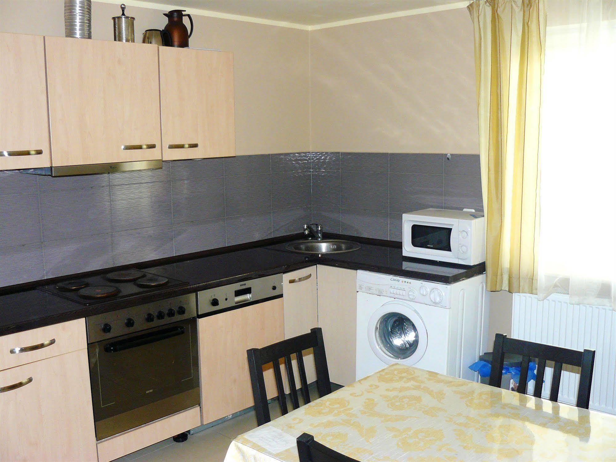 Villa Rosse Гданск Екстериор снимка